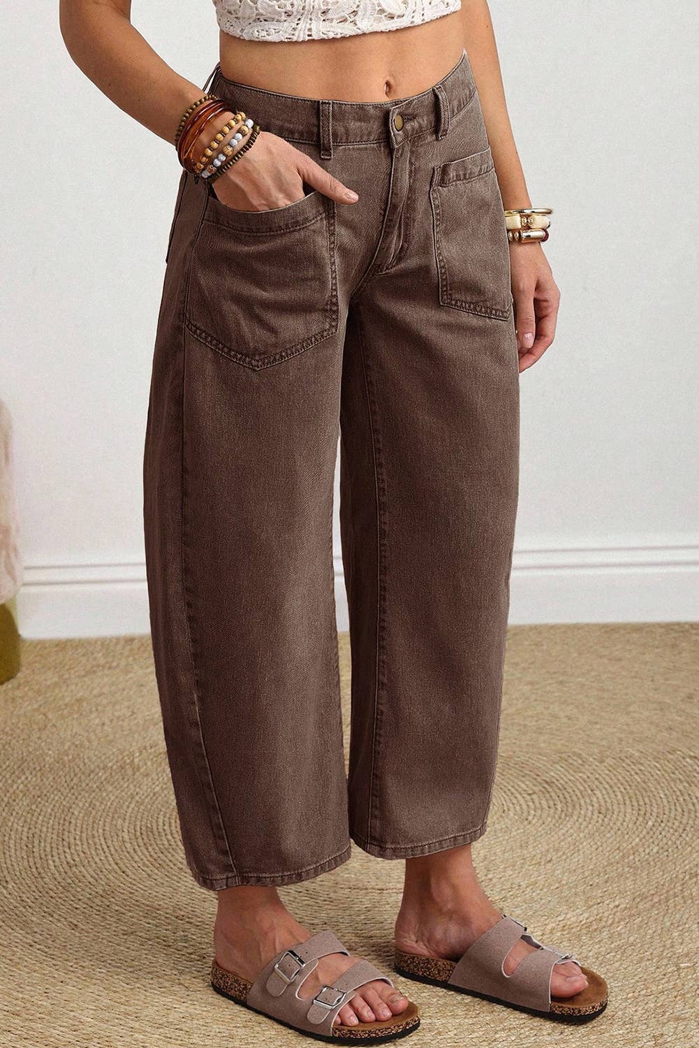Solid Color Square Patch Pocket Ankle-length Barrel Jeans: Coffee / 4